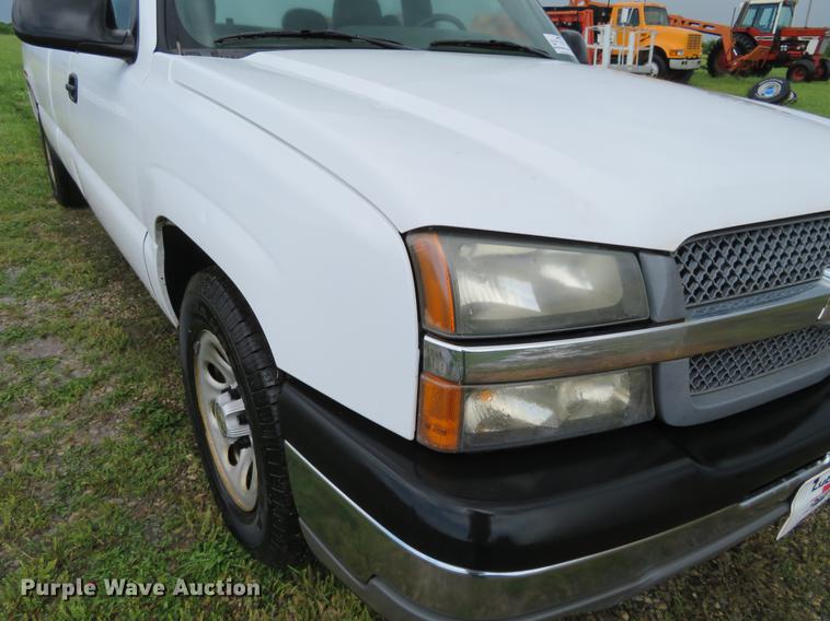 image for item DC2272 2005 Chevrolet Silverado 1500 Ext. Cab pickup truck