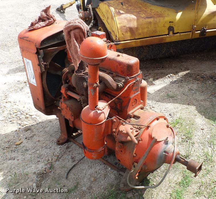 image for item DC4185 International four cylinder gas engine