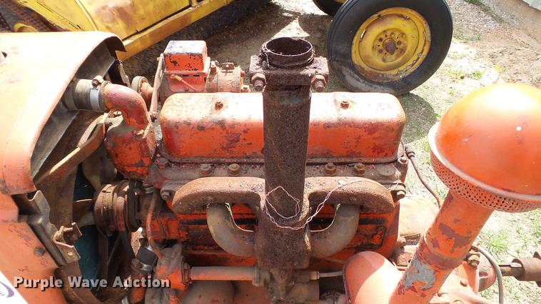 image for item DC4185 International four cylinder gas engine