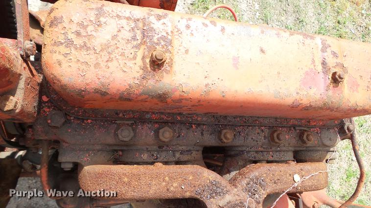 image for item DC4185 International four cylinder gas engine