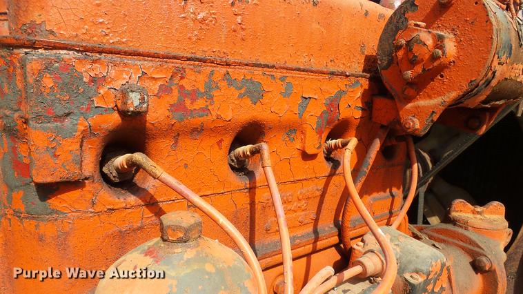 image for item DC4185 International four cylinder gas engine