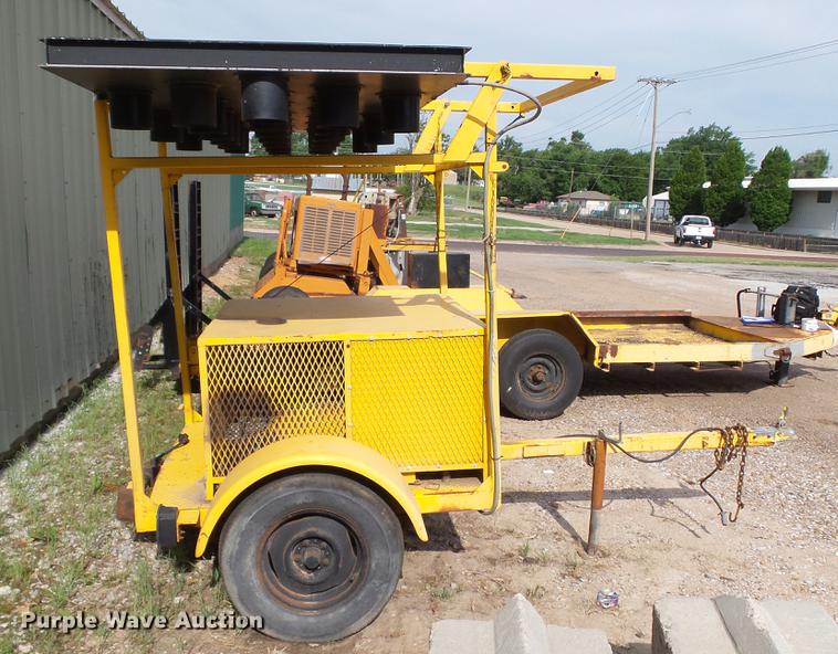 image for item DC4186 Over-Lowe WLTFD sign trailer