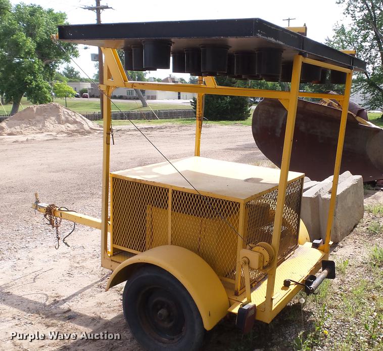 image for item DC4186 Over-Lowe WLTFD sign trailer