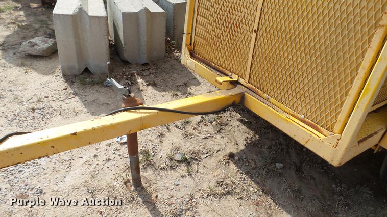 image for item DC4186 Over-Lowe WLTFD sign trailer