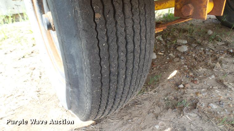 image for item DC4186 Over-Lowe WLTFD sign trailer