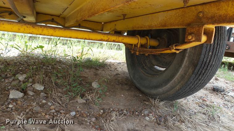 image for item DC4186 Over-Lowe WLTFD sign trailer