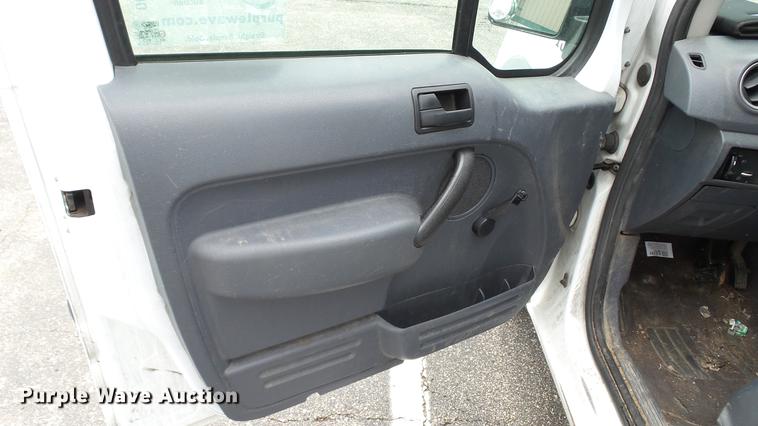 image for item DC5510 2010 Ford Transit Connect van