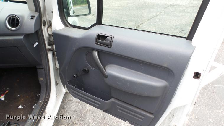 image for item DC5510 2010 Ford Transit Connect van