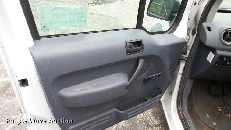 image for item DC5511 2010 Ford Transit Connect van