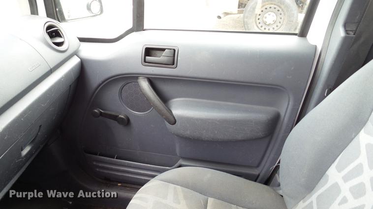 image for item DC5514 2010 Ford Transit Connect van