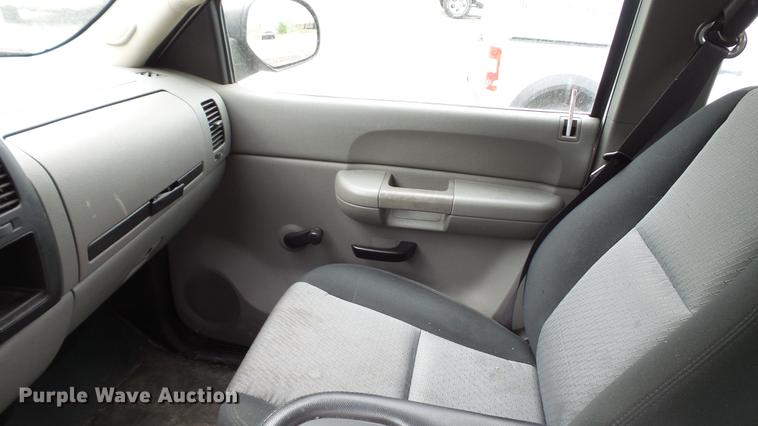 image for item DC5515 2007 Chevrolet Silverado 1500 Ext. Cab pickup truck