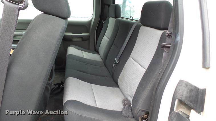 image for item DC5515 2007 Chevrolet Silverado 1500 Ext. Cab pickup truck