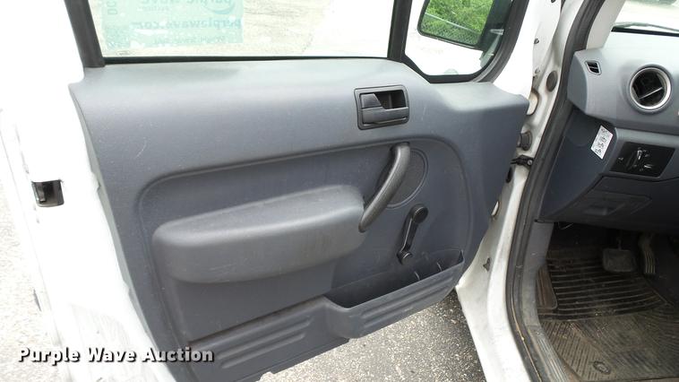 image for item DC5516 2010 Ford Transit Connect van