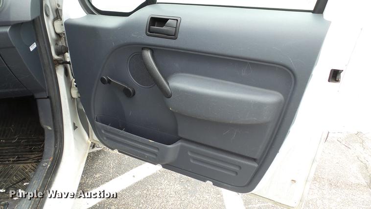 image for item DC5516 2010 Ford Transit Connect van