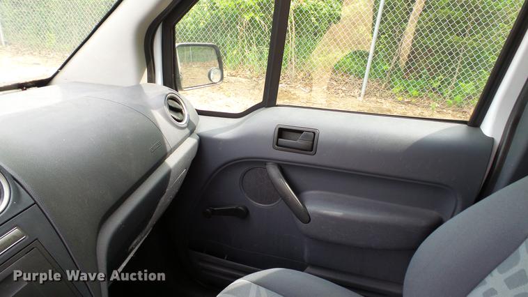 image for item DC5517 2010 Ford Transit Connect van