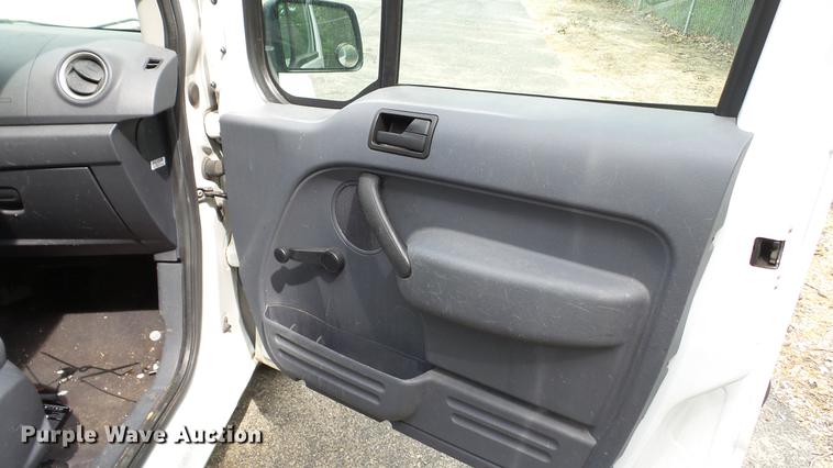 image for item DC5517 2010 Ford Transit Connect van