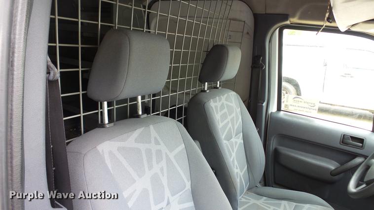 image for item DC5517 2010 Ford Transit Connect van