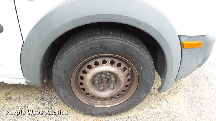 image for item DC5519 2010 Ford Transit Connect XL van