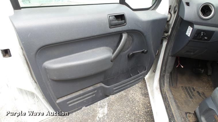 image for item DC5520 2010 Ford Transit Connect van