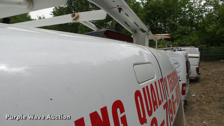 image for item DC5520 2010 Ford Transit Connect van