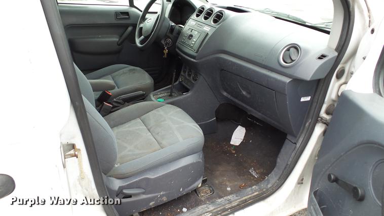 image for item DC5521 2010 Ford Transit Connect van