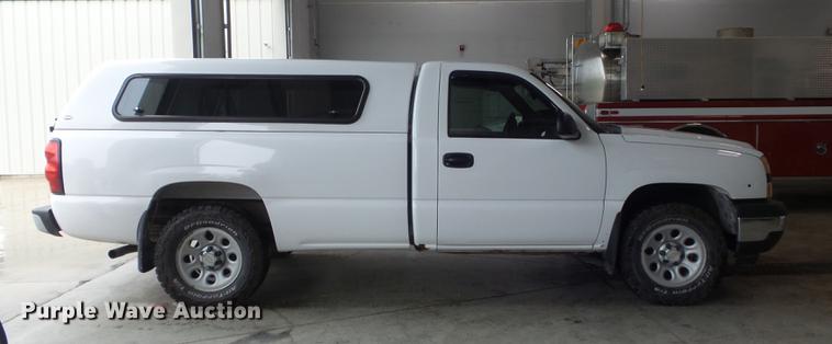 image for item DC7257 2006 Chevrolet Silverado 1500 pickup truck