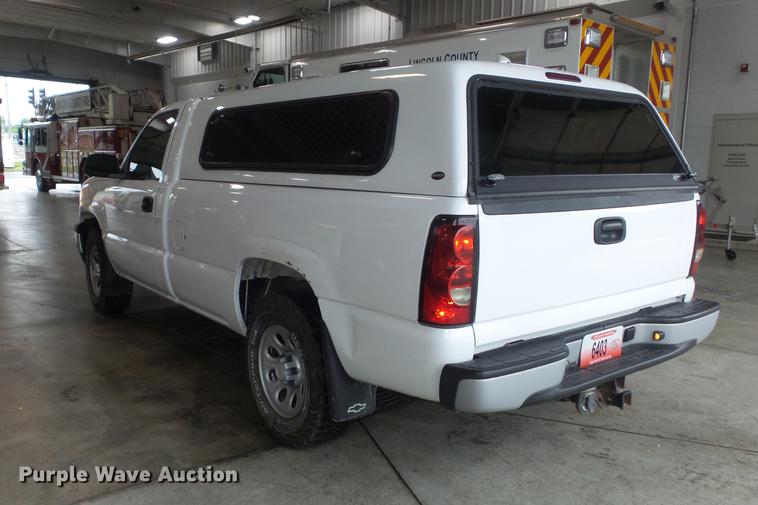 image for item DC7257 2006 Chevrolet Silverado 1500 pickup truck