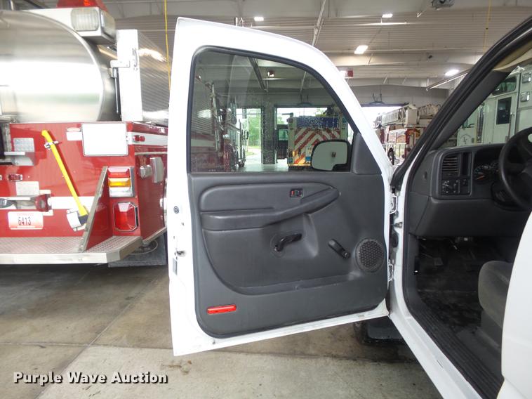 image for item DC7257 2006 Chevrolet Silverado 1500 pickup truck