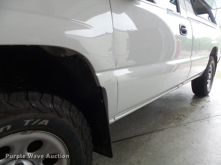 image for item DC7257 2006 Chevrolet Silverado 1500 pickup truck