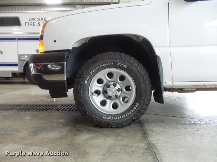 image for item DC7257 2006 Chevrolet Silverado 1500 pickup truck