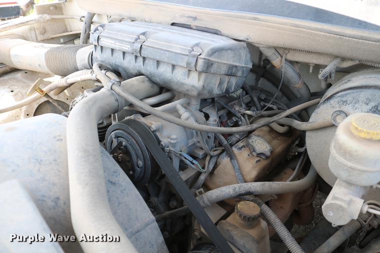 image for item DC7543 2001 Dodge Ram 1500 pickup truck