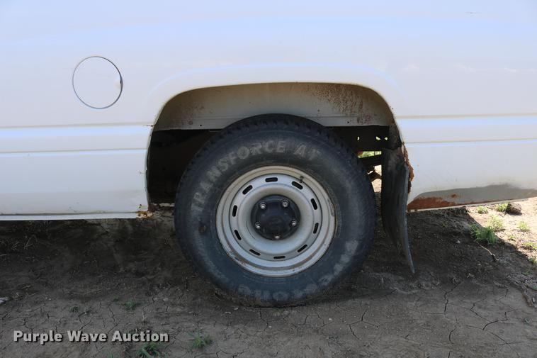 image for item DC7543 2001 Dodge Ram 1500 pickup truck