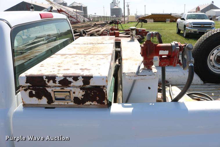 image for item DC7543 2001 Dodge Ram 1500 pickup truck