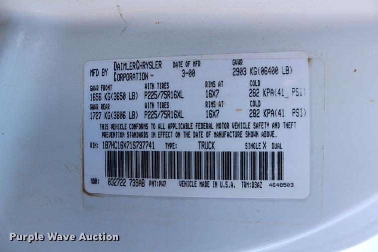 image for item DC7543 2001 Dodge Ram 1500 pickup truck