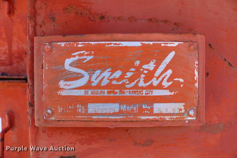 image for item DC7663 1983 Ford F700 dump truck