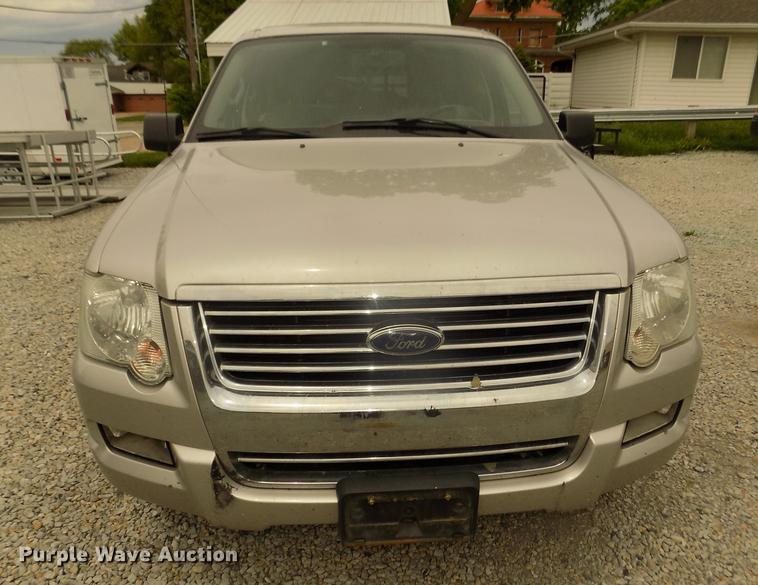 image for item DD2751 2008 Ford Explorer XLT SUV
