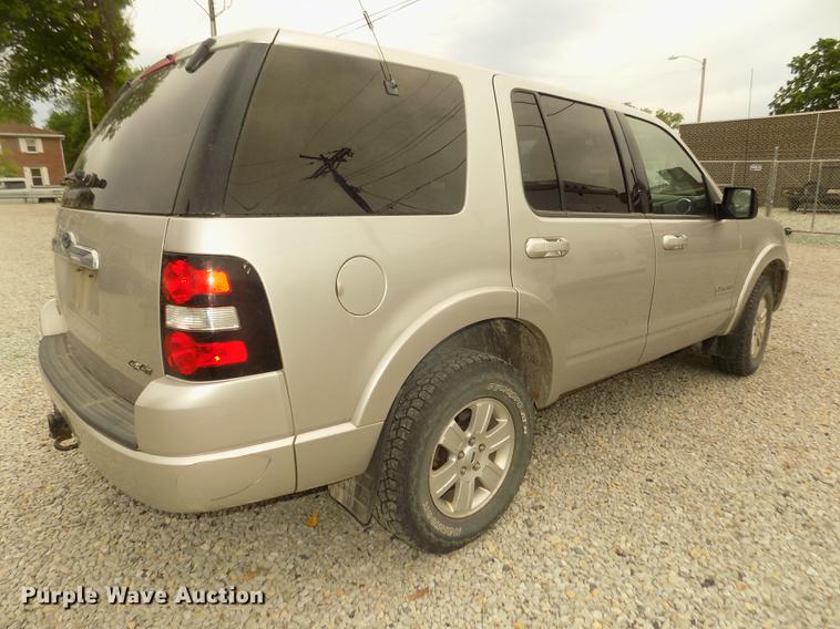 image for item DD2751 2008 Ford Explorer XLT SUV