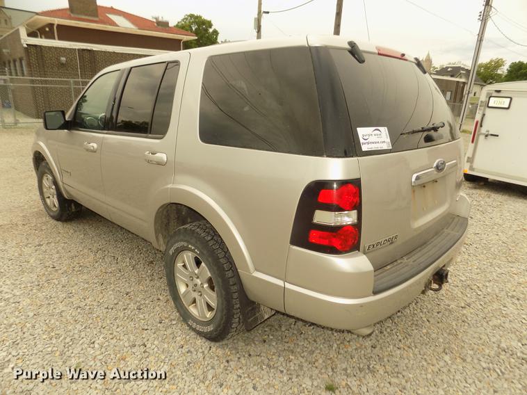 image for item DD2751 2008 Ford Explorer XLT SUV