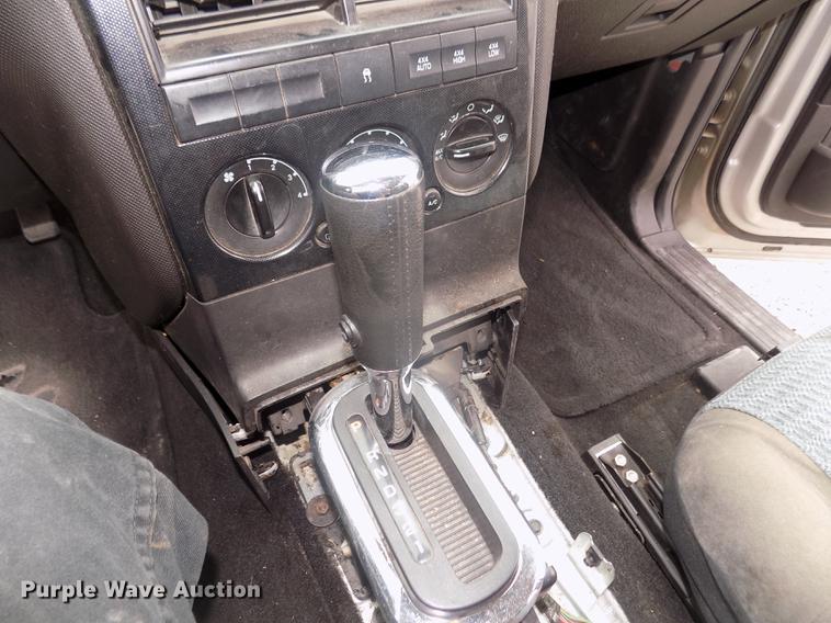 image for item DD2751 2008 Ford Explorer XLT SUV