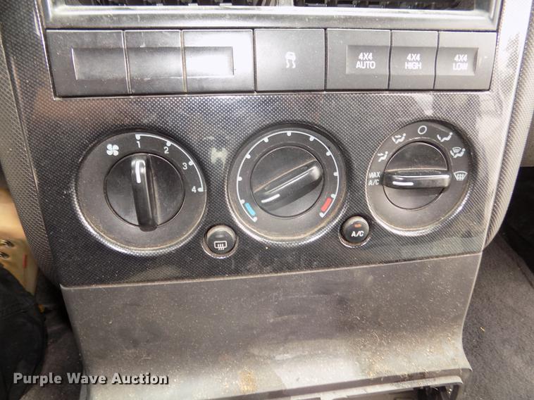 image for item DD2751 2008 Ford Explorer XLT SUV