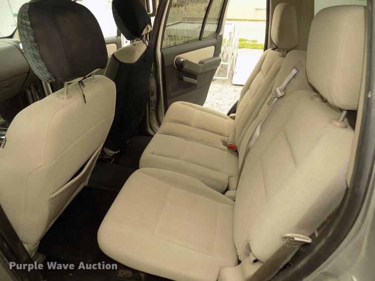 image for item DD2751 2008 Ford Explorer XLT SUV