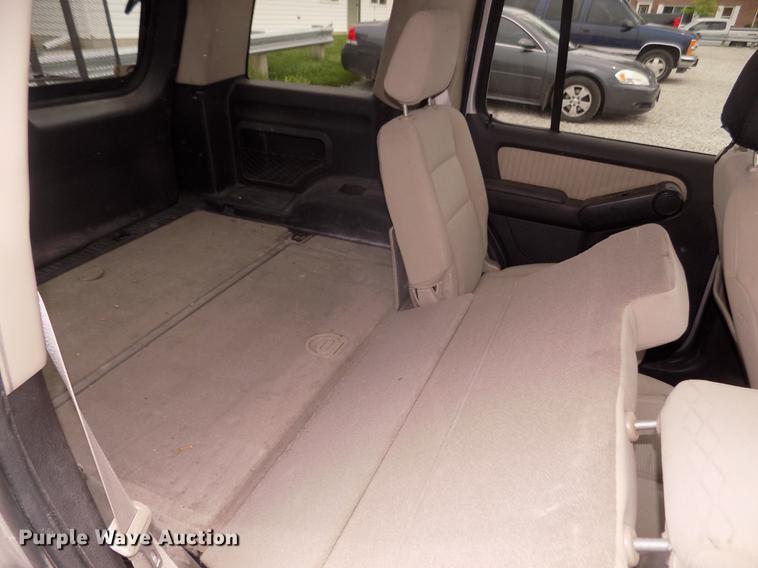 image for item DD2751 2008 Ford Explorer XLT SUV