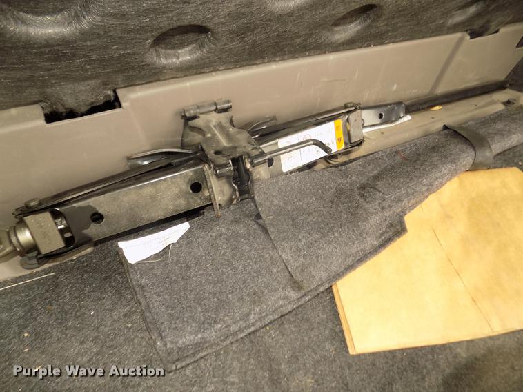 image for item DD2751 2008 Ford Explorer XLT SUV