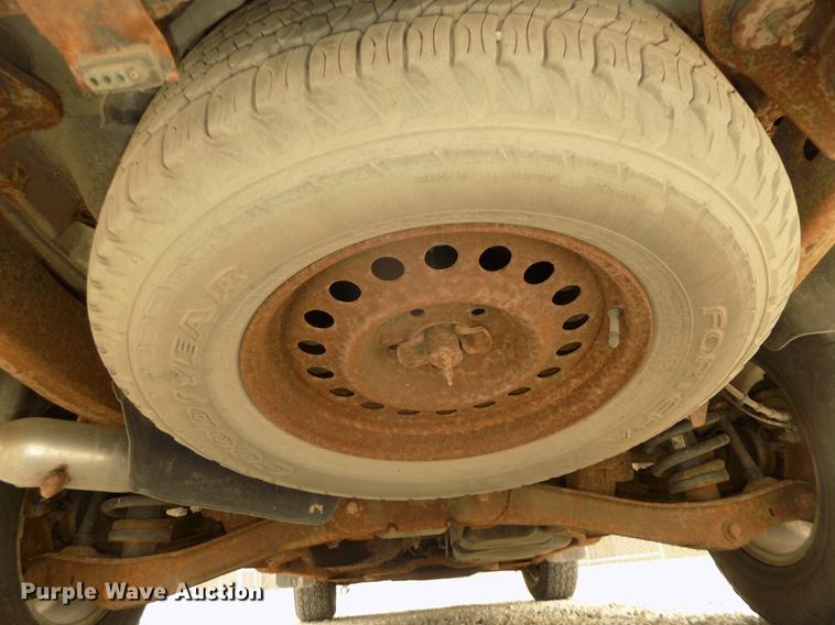 image for item DD2751 2008 Ford Explorer XLT SUV