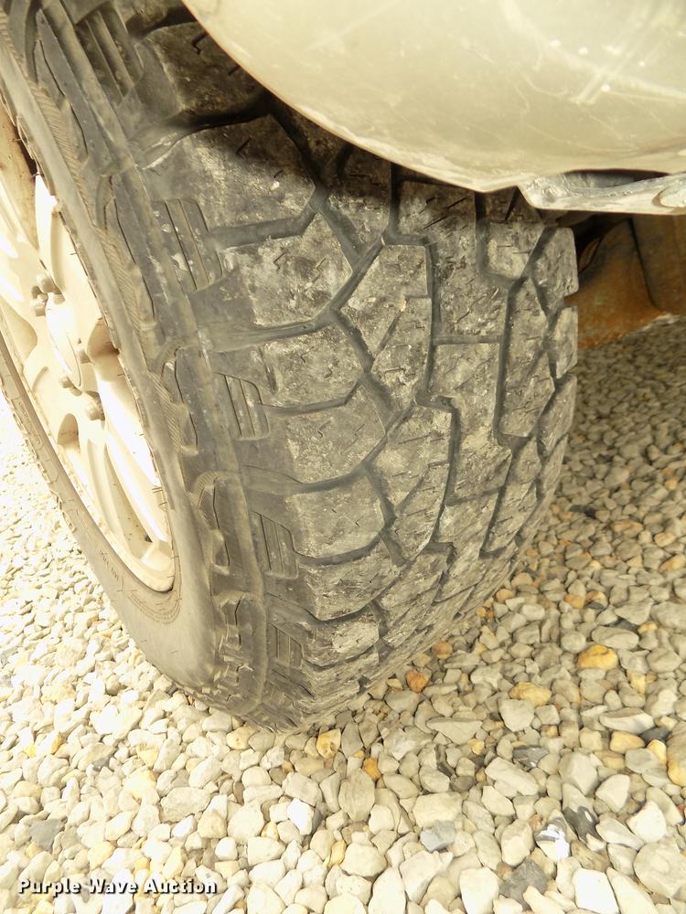 image for item DD2751 2008 Ford Explorer XLT SUV