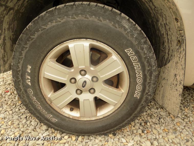 image for item DD2751 2008 Ford Explorer XLT SUV