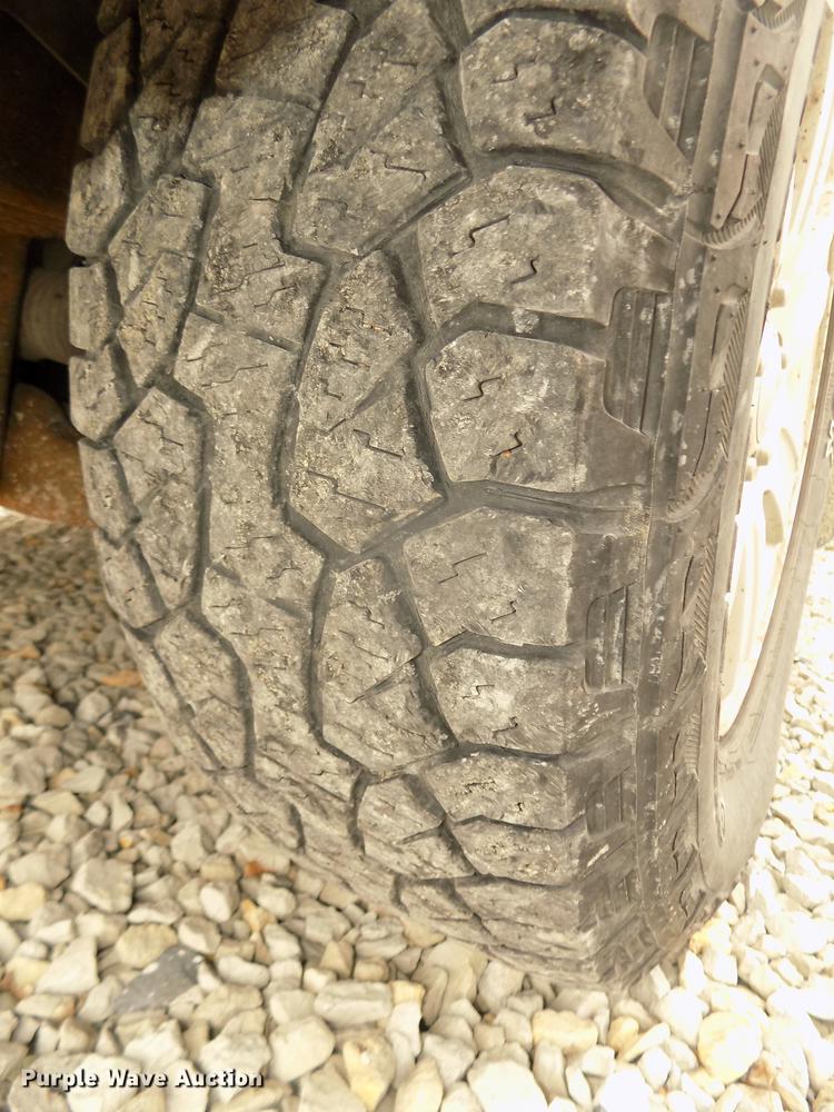 image for item DD2751 2008 Ford Explorer XLT SUV