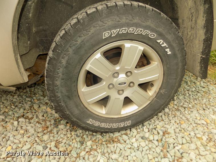 image for item DD2751 2008 Ford Explorer XLT SUV