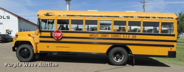 image for item DD5668 1994 Ford B700 Blue Bird school bus