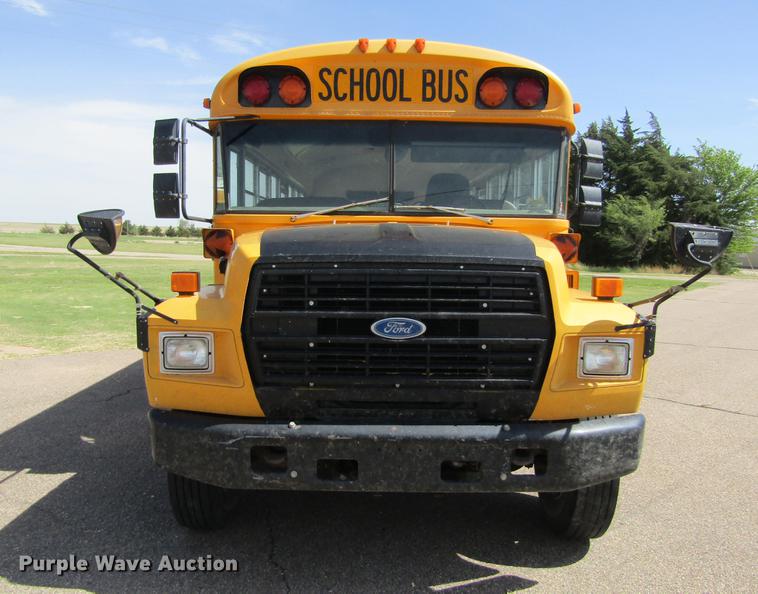 image for item DD5668 1994 Ford B700 Blue Bird school bus